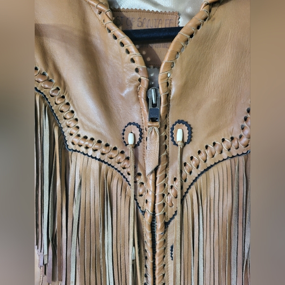 NEVER WORN VINTAGE ONE OF A KIND HANDMADE REAL LEATHER FRINGE WESTERN JACKET - Picture 3 of 11